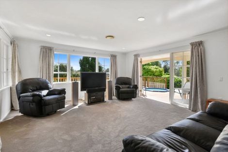 Photo of property in 1153 Dairy Flat Highway, Dairy Flat, 0794