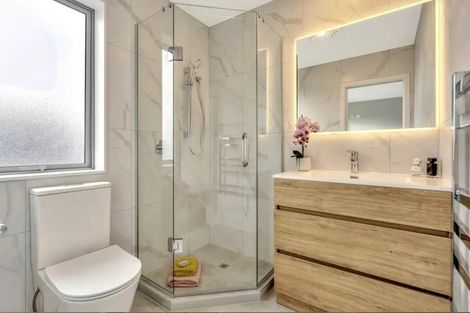 Photo of property in 4/5 Grange Road, Papatoetoe, Auckland, 2025