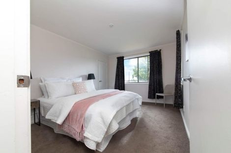 Photo of property in 24 Parkinson Avenue, Wesley, Auckland, 1041