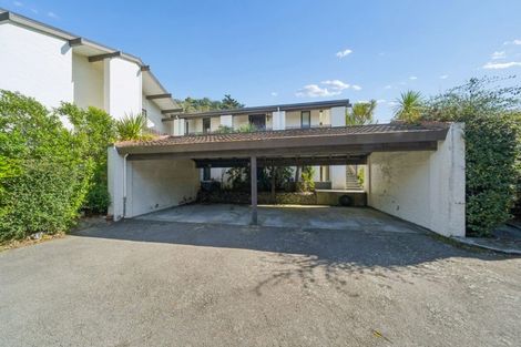 Photo of property in 141h Churton Drive, Churton Park, Wellington, 6037