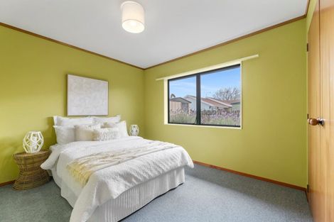 Photo of property in 16b Ngamotu Place, Mount Maunganui, 3116
