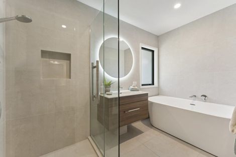 Photo of property in 18 Ander Place, Takapuna, Auckland, 0622