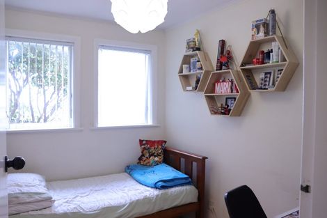 Photo of property in 63 Ahuriri Street, Strathmore Park, Wellington, 6022