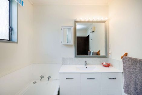 Photo of property in 186 Amberley Avenue, Highbury, Palmerston North, 4412