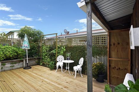 Photo of property in 1/56 Golf Road, Tahunanui, Nelson, 7011