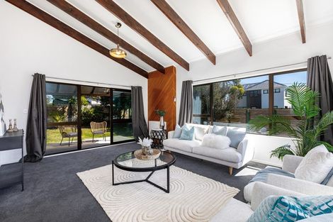 Photo of property in 271 Waterloo Road, Fairfield, Lower Hutt, 5011