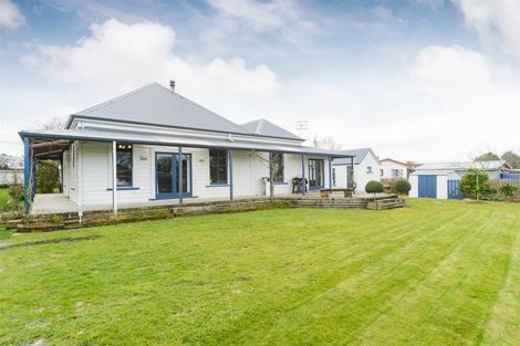 Photo of property in 104 Sherwill Street West, Feilding, 4702