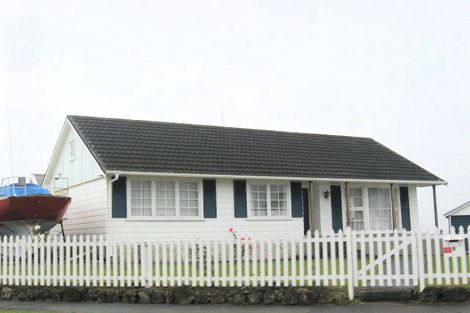 Photo of property in 6 Handley Place, Onerahi, Whangarei, 0110