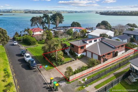 Photo of property in 4 Channel View Road, Clarks Beach, Pukekohe, 2679