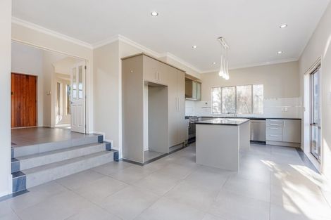 Photo of property in 11 Tekapo Rise, Fairview Heights, Auckland, 0632