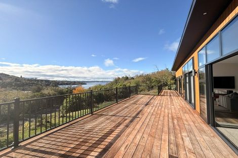 Photo of property in 7 Parawera Drive, Acacia Bay, Taupo, 3330
