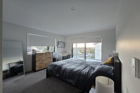 Photo of property in 1/2 Maxwelton Drive, Mairangi Bay, Auckland, 0630