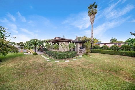 Photo of property in 2 Gatland Road, Opaheke, Papakura, 2113