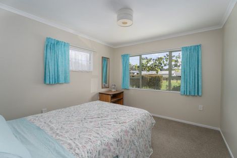 Photo of property in 42 Banks Street, Cooks Beach, Whitianga, 3591