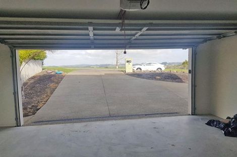 Photo of property in 12 Butler Stoney Crescent, Silverdale, 0932