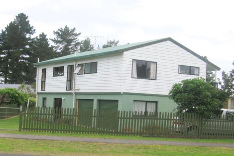 Photo of property in 131 Waimaire Avenue, Matarangi, Whitianga, 3592