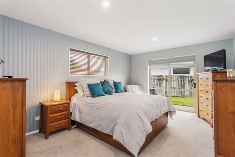 Photo of property in 17 Sweet Waters Place, Woolston, Christchurch, 8023