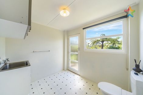 Photo of property in 108a Korokoro Road, Korokoro, Lower Hutt, 5012