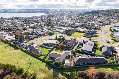 Photo of property in 21 Brompton Close, Richmond Heights, Taupo, 3330