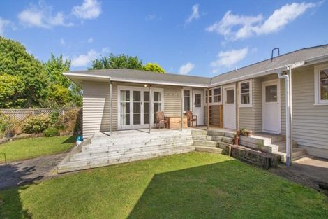 Photo of property in 11 Hartley Place, Awapuni, Palmerston North, 4412