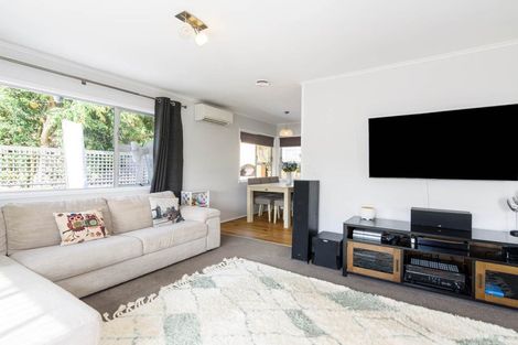 Photo of property in 57 Redwood Drive, Massey, Auckland, 0614