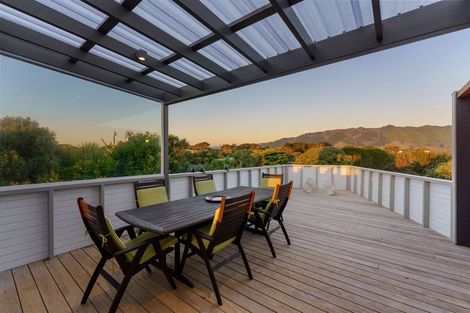 Photo of property in 114 Paetawa Road, Peka Peka, Waikanae, 5391