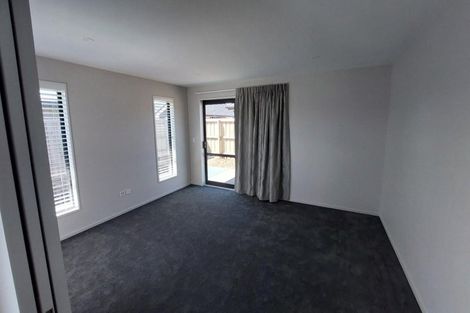 Photo of property in 130 Shillingford Boulevard, Rolleston, 7615