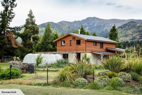 Photo of property in 11 Patrick's Way, Hawea Flat, Wanaka, 9382