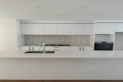 Photo of property in 9 Milenio Crescent, Windsor Park, 0632