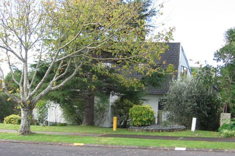 Photo of property in 10 Aylmer Court, Eastern Beach, Auckland, 2012