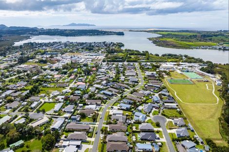 Photo of property in 43 Kedge Drive, Mangawhai, 0505