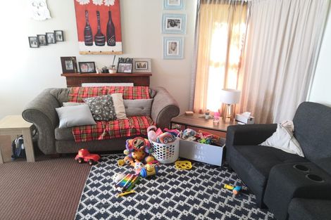 Photo of property in 16a Ennis Avenue, Pakuranga Heights, Auckland, 2010