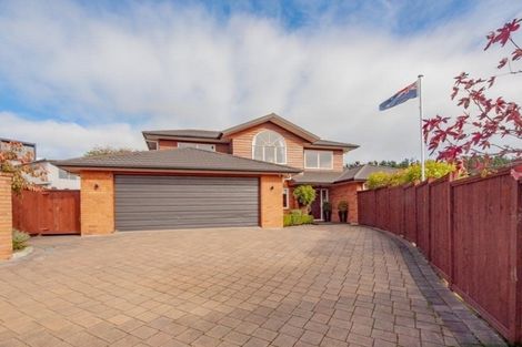 Photo of property in 6 Halewood Grove, Churton Park, Wellington, 6037