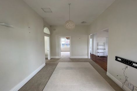Photo of property in 49 Cleveland Street, Edgeware, Christchurch, 8013
