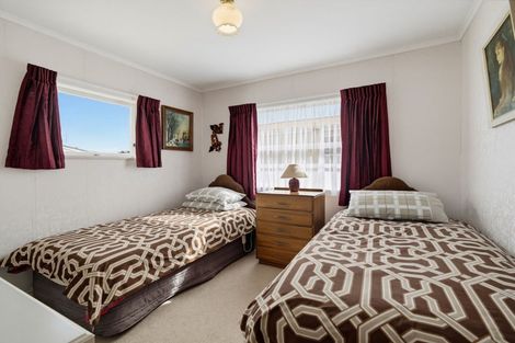 Photo of property in 15 Caxton Street, Onekawa, Napier, 4110
