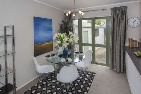 Photo of property in 105 Sykes Road, Weymouth, Auckland, 2103