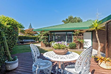 Photo of property in 36 Webb Place, Papamoa Beach, Papamoa, 3118