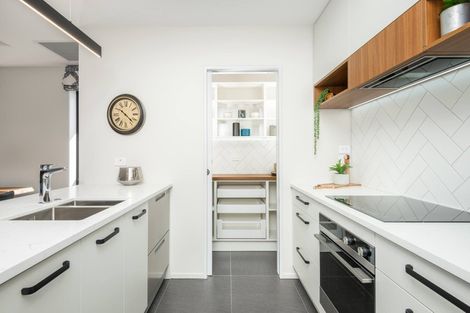 Photo of property in 3a Turehu Street, Merrilands, New Plymouth, 4312