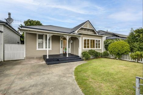 Photo of property in 6 Hall Street, Napier South, Napier, 4110