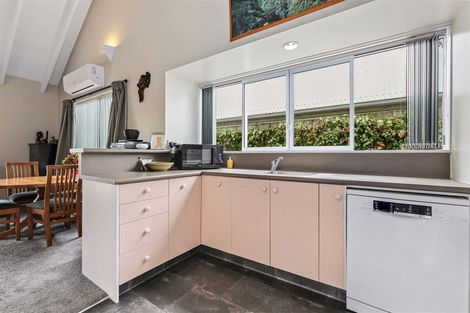 Photo of property in 2/140 Hastings Street East, Sydenham, Christchurch, 8023