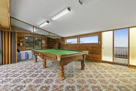 Photo of property in 77 Breaker Bay Road, Breaker Bay, Wellington, 6022