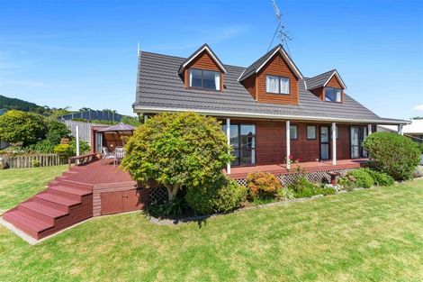 Photo of property in 77 Aorangi Road, Paraparaumu, 5032