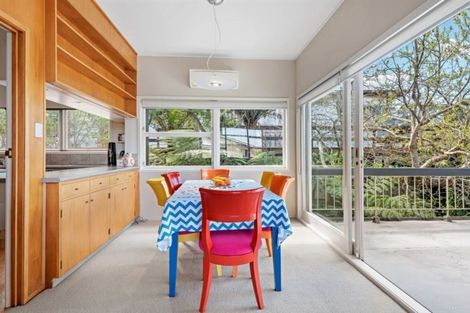 Photo of property in 19 Long Street, Torbay, Auckland, 0630