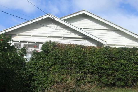 Photo of property in 108 Maupuia Road, Maupuia, Wellington, 6022