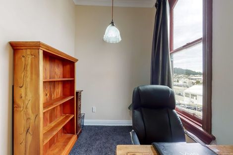 Photo of property in 16 Hall Street, Newtown, Wellington, 6021
