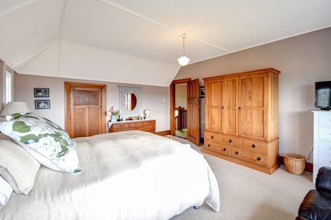 Photo of property in 16 Skibo Street, Kew, Dunedin, 9012