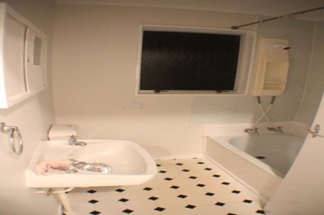 Photo of property in 4b Cedar Street, Maungaraki, Lower Hutt, 5010