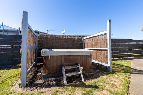 Photo of property in 49 Clifton Drive, Waitara, 4320