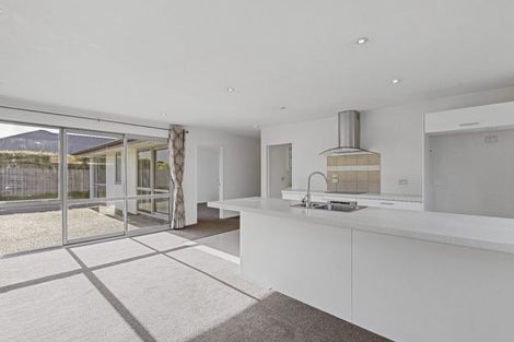 Photo of property in 5 Koura Drive, Rangiora, 7400