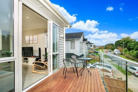 Photo of property in 15 Korihi Drive, Swanson, Auckland, 0614
